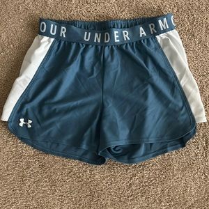 EUC Under Armour Shorts Size S